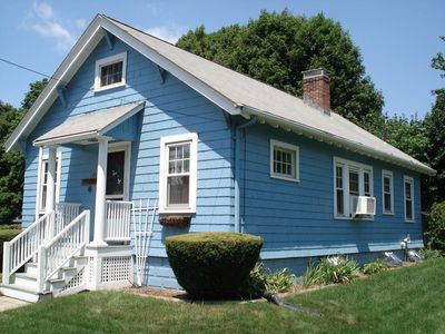 124 Warren Ave, Hyde Park, MA, 02136