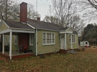 225 W Terrace St, Edgefield, SC 29824