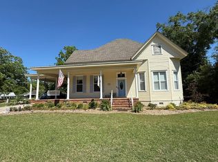 12 Beaty Dr, Louisville, AL 36048
