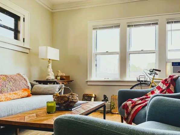 4106 Chicago Ave. S.