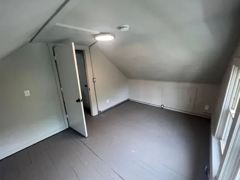 245 Helen St #1 — Photo 7