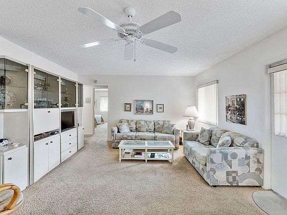 4th image of 241 Pine Hov Cir Circle #D-2