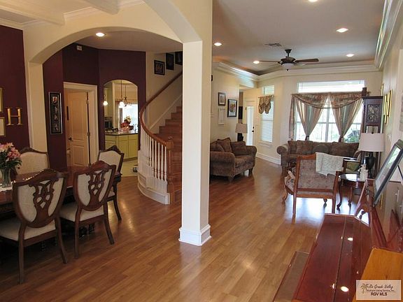 3rd image of 4325 Park Bnd