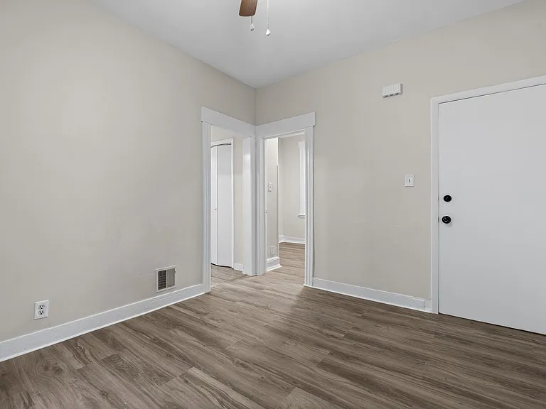 292 Claremont Ave #2 — Photo 6