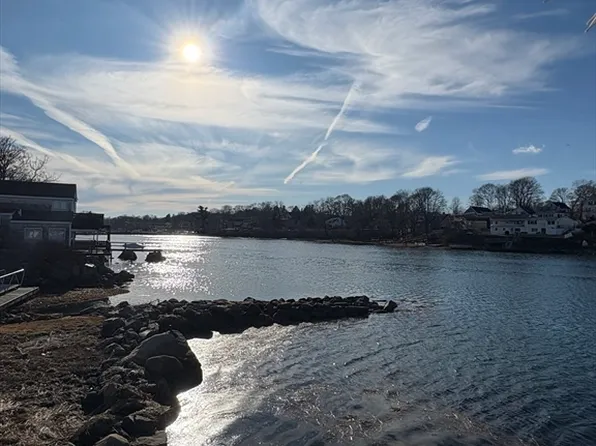 3 Piraino Ln #1, Gloucester, MA 01930