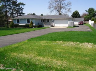 17701 9 1/2 Mile Rd, Battle Creek, MI 49014