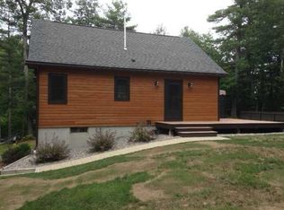 11 Crescent Ln, Gray, ME 04039