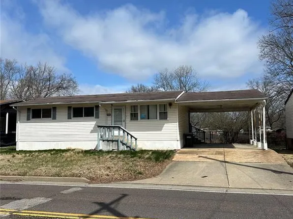 2266 Starling Airport Rd, Arnold, MO 63010