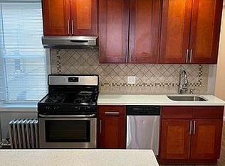 30-34 49th St #1N, Astoria, NY 11103