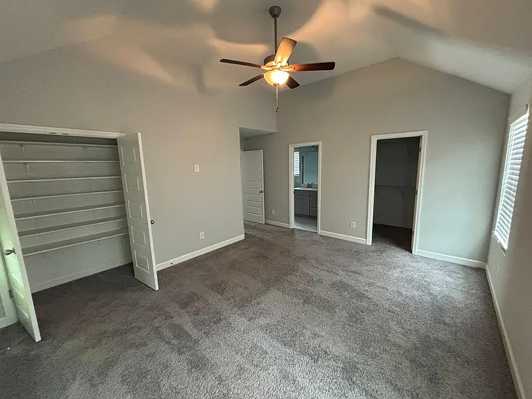 8004 Vibrant Pl — Photo 36