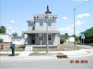 209 S Main St, Farmland, IN 47340