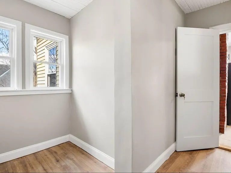 501 Warren St #6 — Photo 16