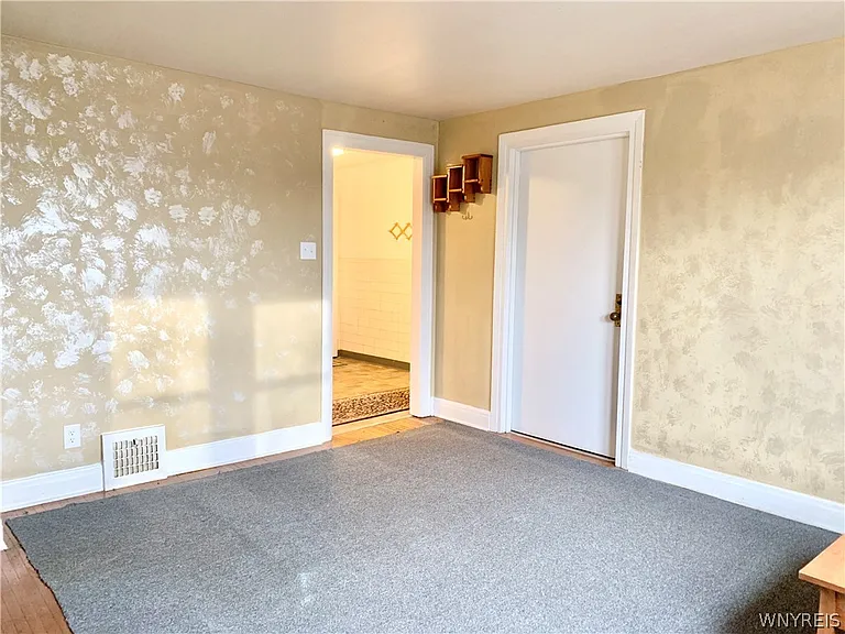 657 Englewood Ave #2 — Photo 6