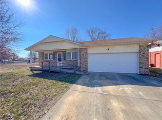 512 N Parkview St, Coffeyville, KS 67337