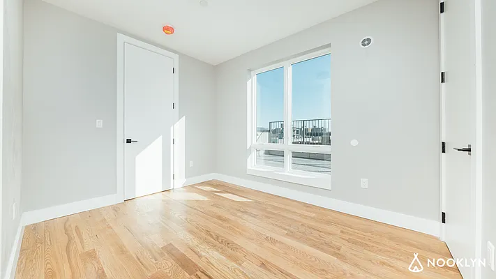 Rented by Nooklyn NYC LLC | media 8