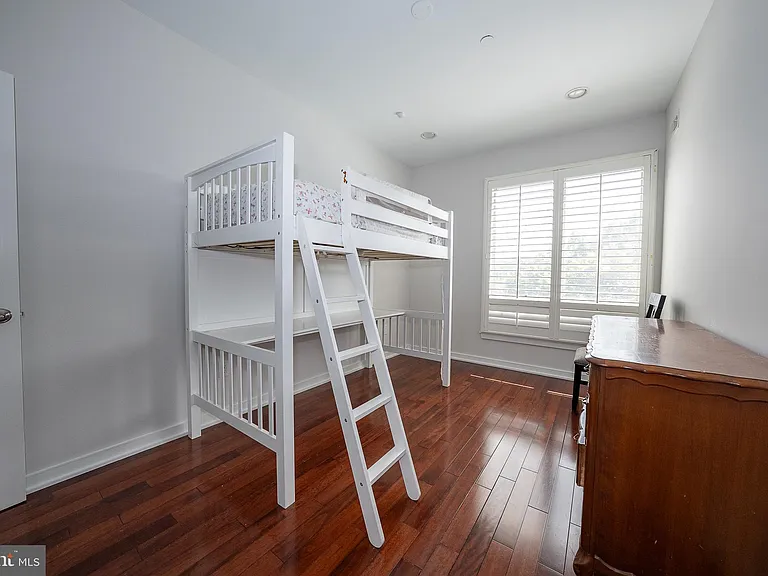 601 Poplar St — Photo 21
