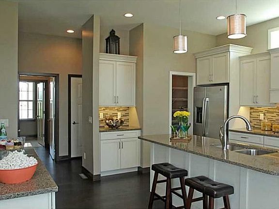 2nd image of 1900 Timber Wolf Dr