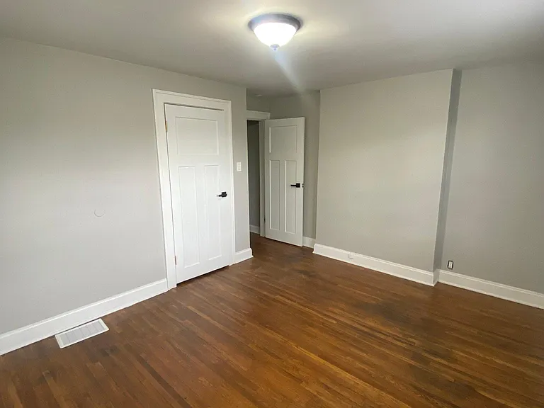 1143 S 22nd St #1143 — Photo 9
