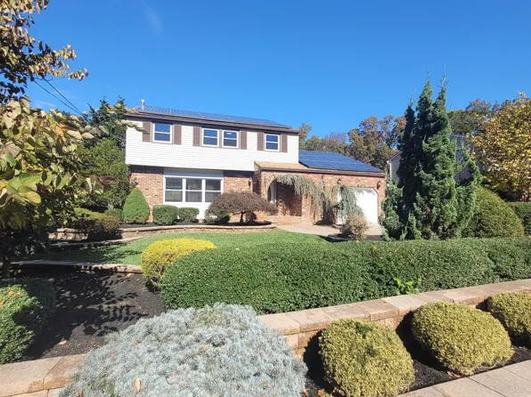 10 Birch Grove Ln, Turnersville, NJ 08012