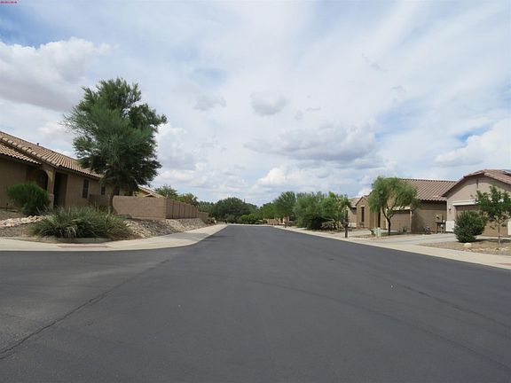 4th image of 4010 N Catalina Dr