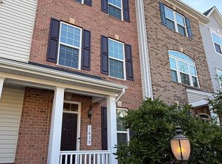 1639 Dorothy Ln, Woodbridge, VA 22191