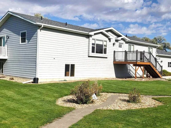 2010 10th Ave, Havre, MT 59501