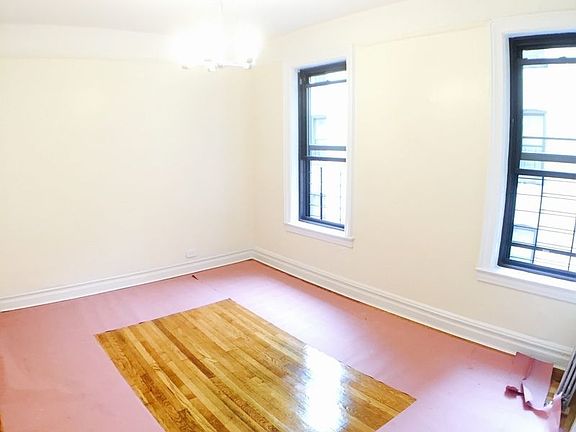 3rd image of 2537 Bedford Ave APT 1C