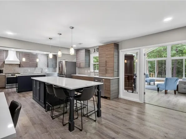 3827 Lance Bluff Ct, Duluth, GA 30097