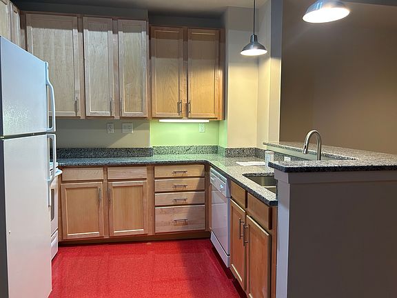 5th image of 415 N Prince St APT 408
