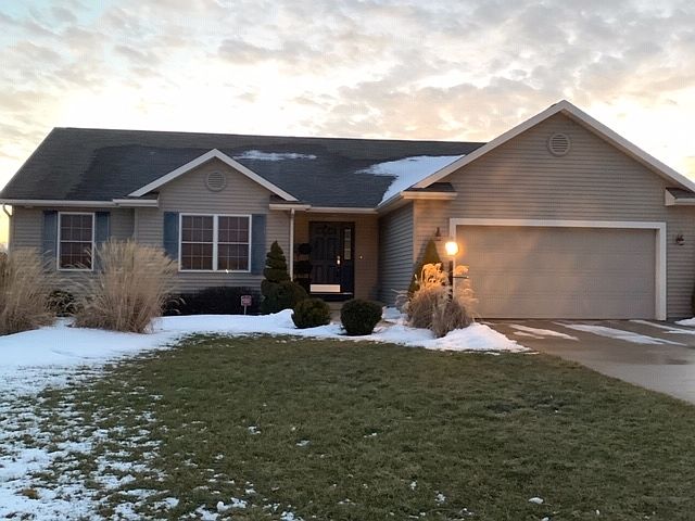 1st image of 58773 Scarborough Ln