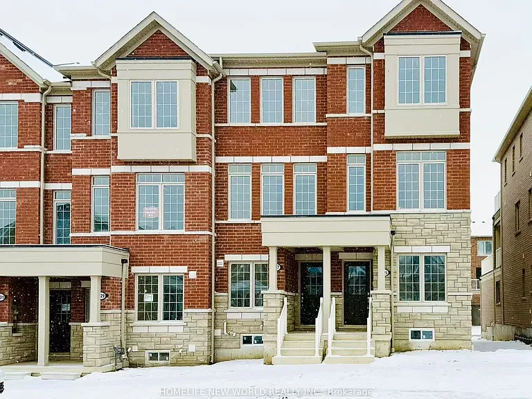 925 Crowsnest Holw — Photo 2