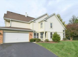 339 Cimarron Rd E, Lombard, IL 60148