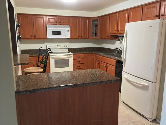 Maple kitchen