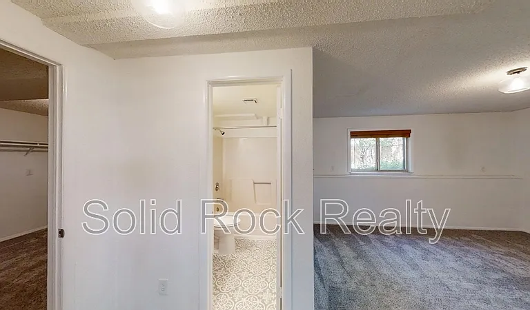6340 Lange Dr — Photo 19