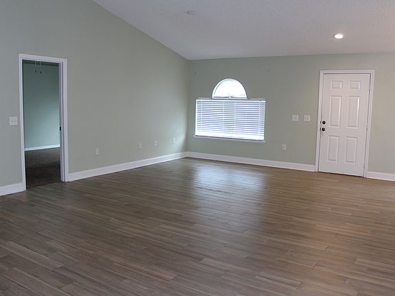 5th image of 3347 Hickory Leaf Ct