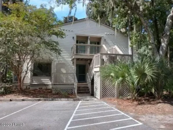 125 Cordillo Pkwy APT 25, Hilton Head Island, SC 29928