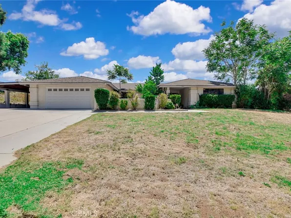 35823 Avenue E, Yucaipa, CA 92399