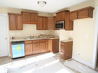 2nd image of 52 King Mackeral Ct