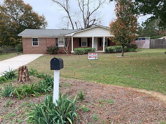 2209 Lee Avenue Tifton, GA 31794