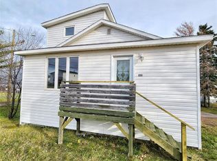 211 Main Street, Peterview, NL A0H1Y0