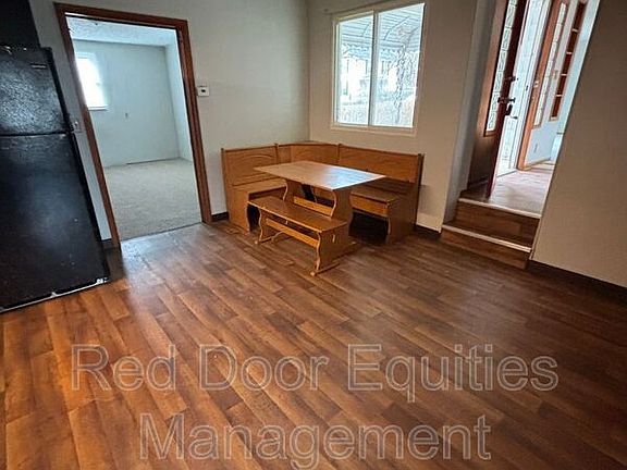 4th image of 1401 W Mulberry St #5