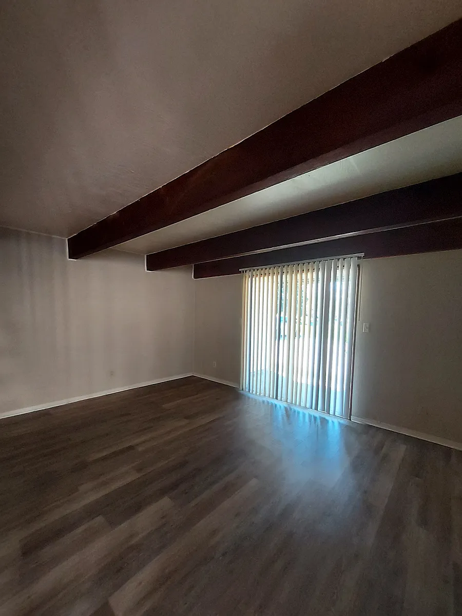 Building Photo - 47 Spring St #C