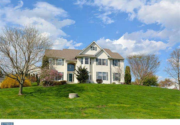 2nd image of 25 Letchworth Ln