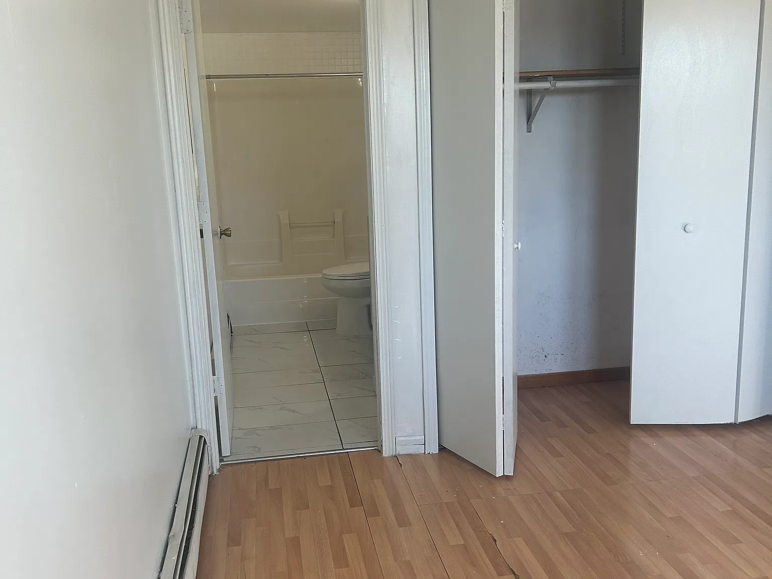 3 bed, 1200 sqft, $2,550 — Photo 3