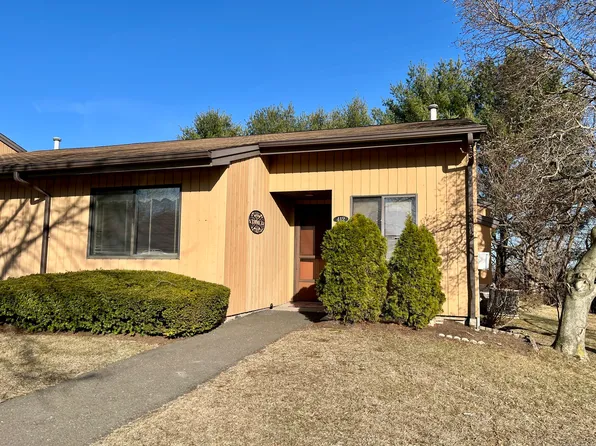 412 Asbury Ridge #412, Shelton, CT 06484