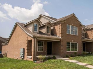 725 Newtown Spgs, Lexington, KY 40511