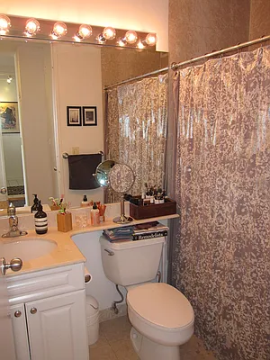 Rented by Newell and Assoc. | media 28