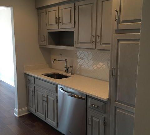 4th image of 59 Essex Dr