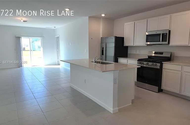 10722 Moon Rise Ln — Photo 2