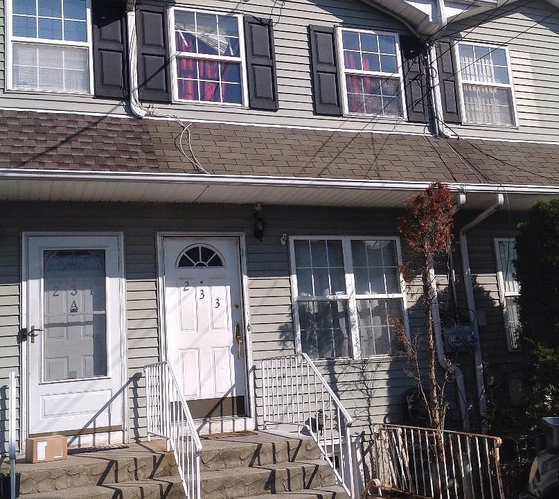1st image of 233 Granite Ave